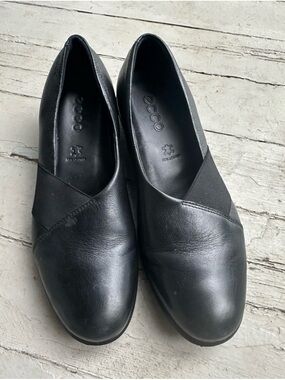 ECCO Womens 38 (US 7/7.5) Slip-On Black Leather Mary Jane Heeled Comfort Shoes